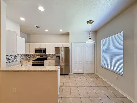 6932 Monarch Park Drive Apollo Beach FL 33572