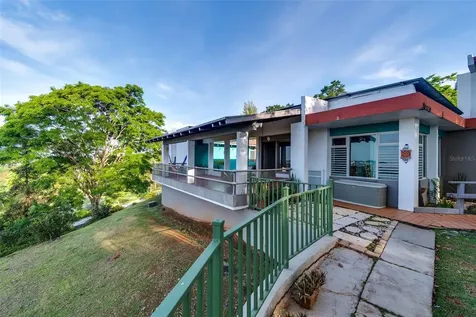 Bo Cerro Gordo, Carr 840 Sector Villas Del Olimpo Bayamon PR 00956