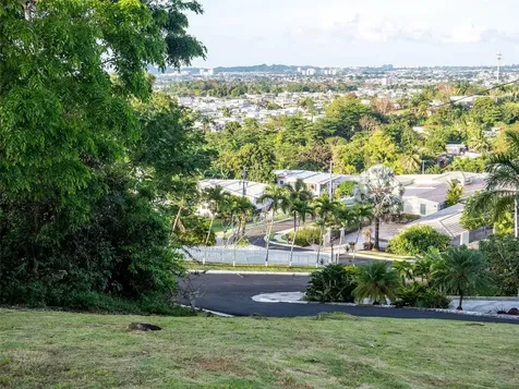 Bo Cerro Gordo, Carr 840 Sector Villas Del Olimpo Bayamon PR 00956