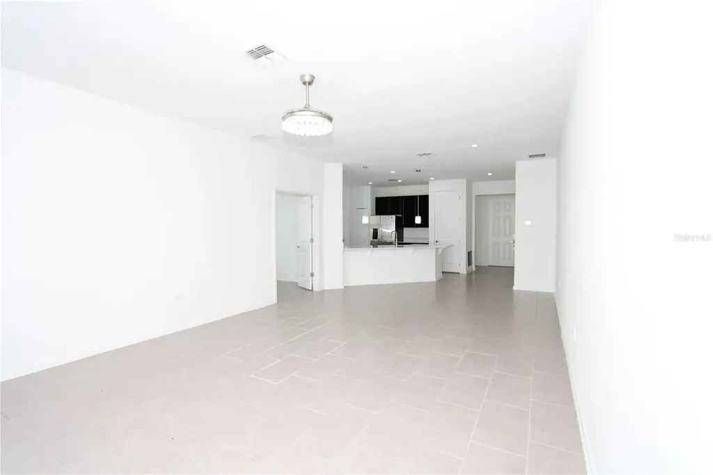737 Citrus Reserve Boulevard Davenport FL 33837