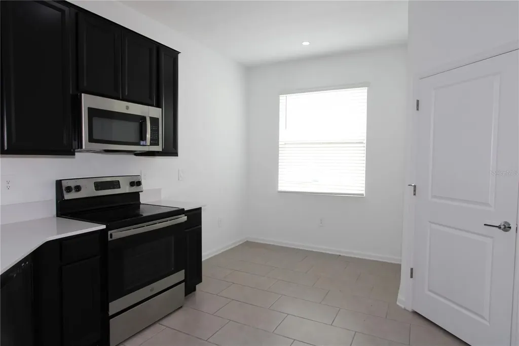 737 Citrus Reserve Boulevard Davenport FL 33837