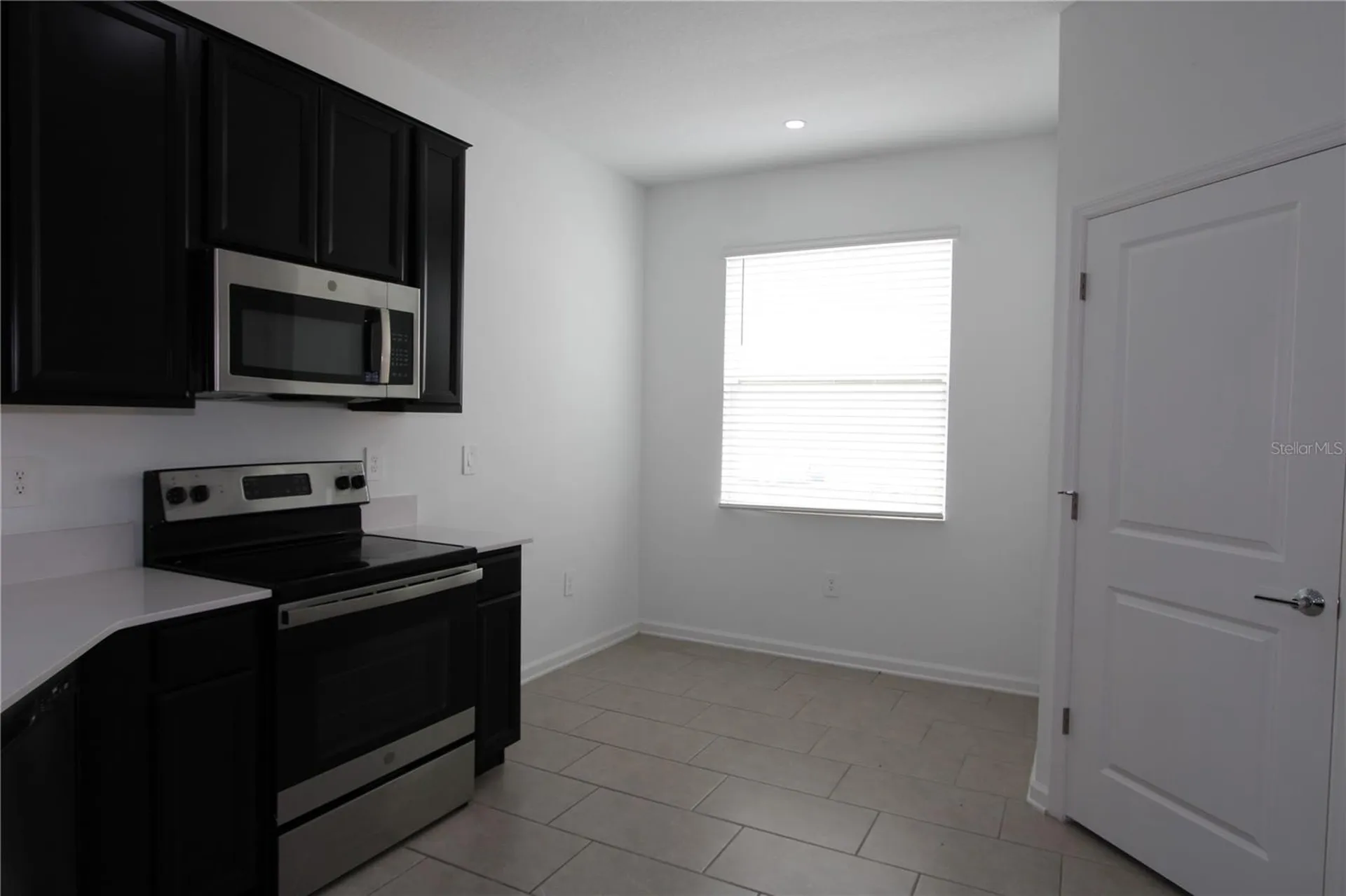 737 Citrus Reserve Boulevard Davenport FL 33837