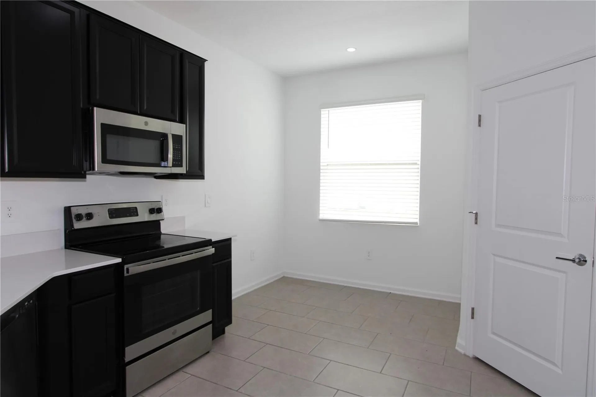 737 Citrus Reserve Boulevard Davenport FL 33837