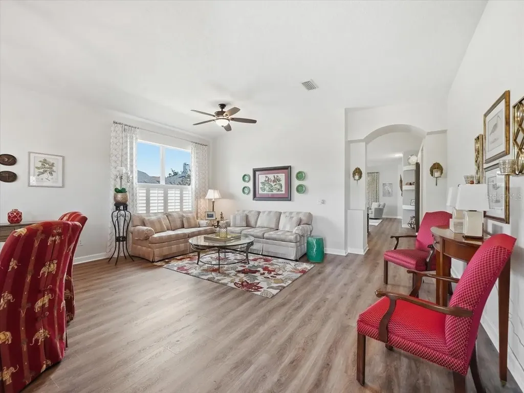 19409 Golden Slipper Place Lutz FL 33558