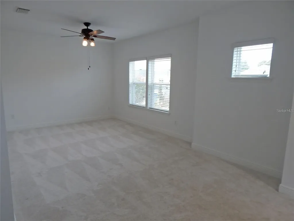 14242 Natures Reserve Drive Lithia FL 33547
