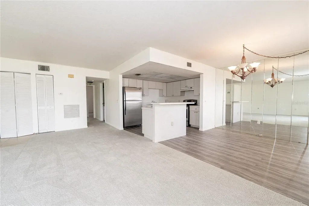 2433 Twin Drive Sarasota FL 34234