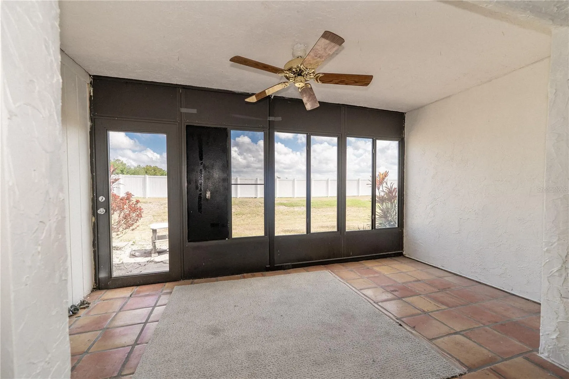 2433 Twin Drive Sarasota FL 34234