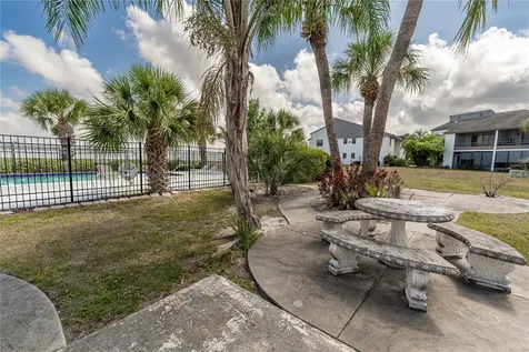 2433 Twin Drive Sarasota FL 34234