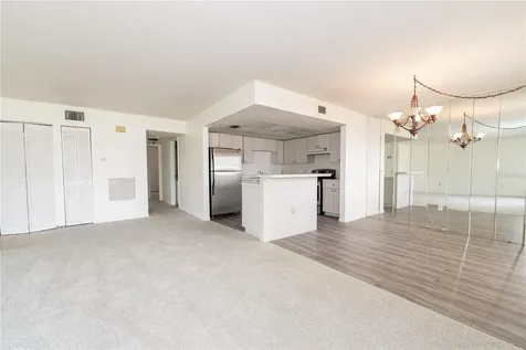 2433 Twin Drive Sarasota FL 34234