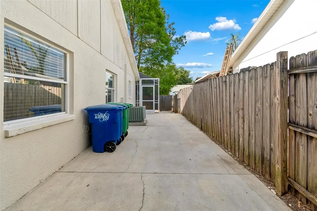 4840 E 99th Avenue Tampa FL 33617