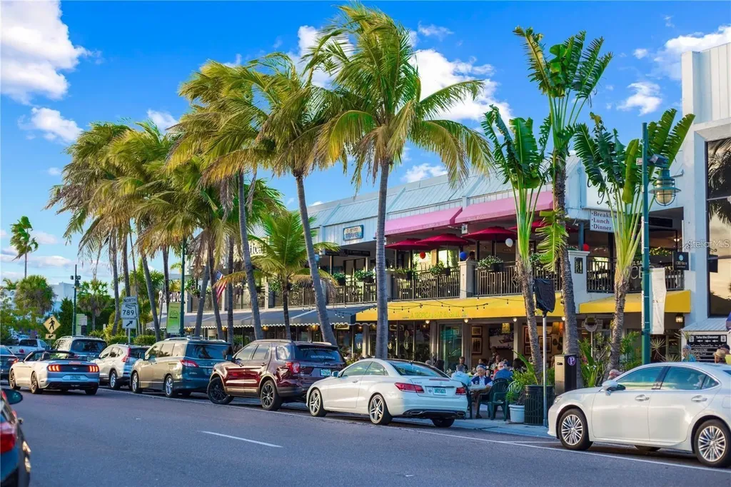 76 S Washington Drive Sarasota FL 34236
