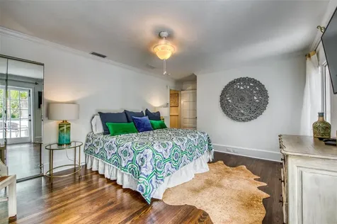 76 S Washington Drive Sarasota FL 34236