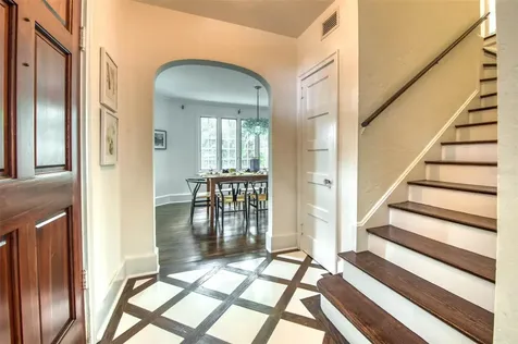 76 S Washington Drive Sarasota FL 34236