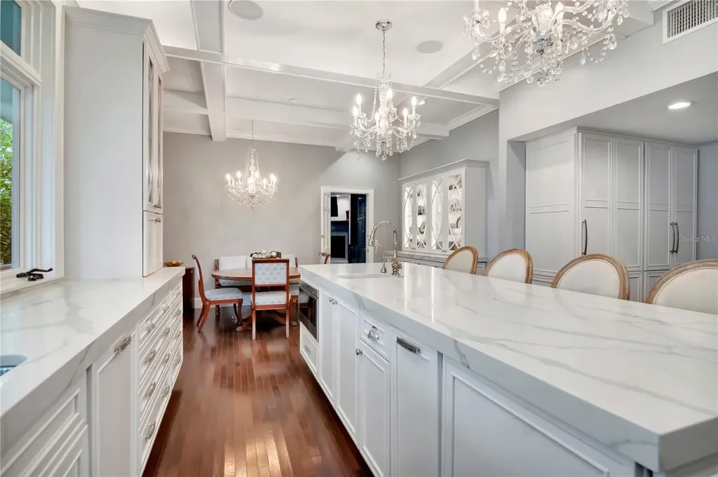 6220 Bayshore Boulevard Tampa FL 33611