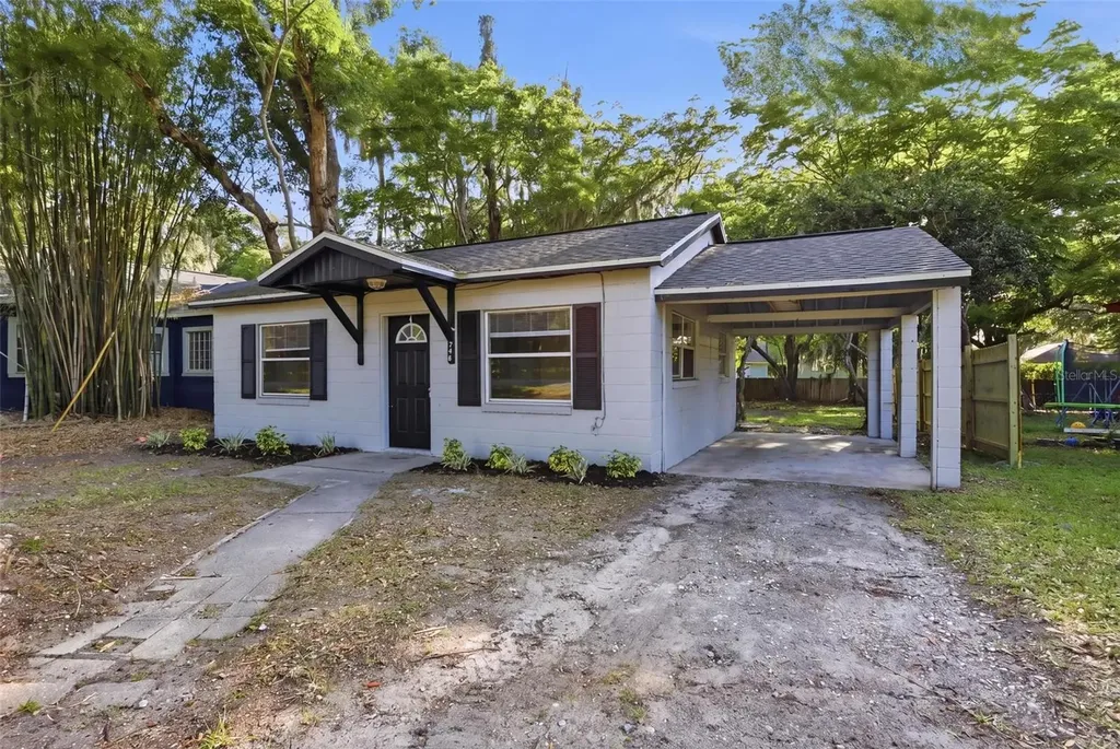 708 S Palmetto Avenue Deland FL 32720