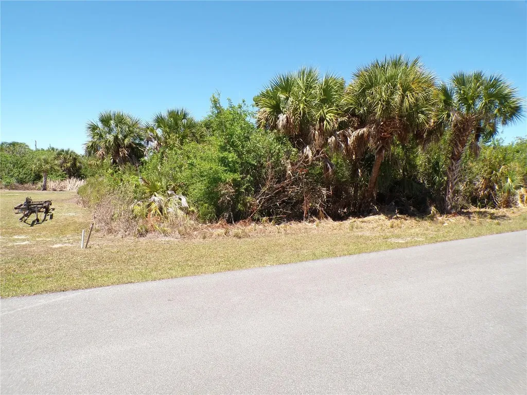 12128 Van Gough Avenue Port Charlotte FL 33981