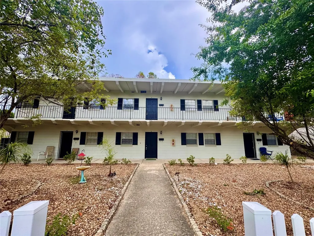 791 Lake Avenue Clermont FL 34711