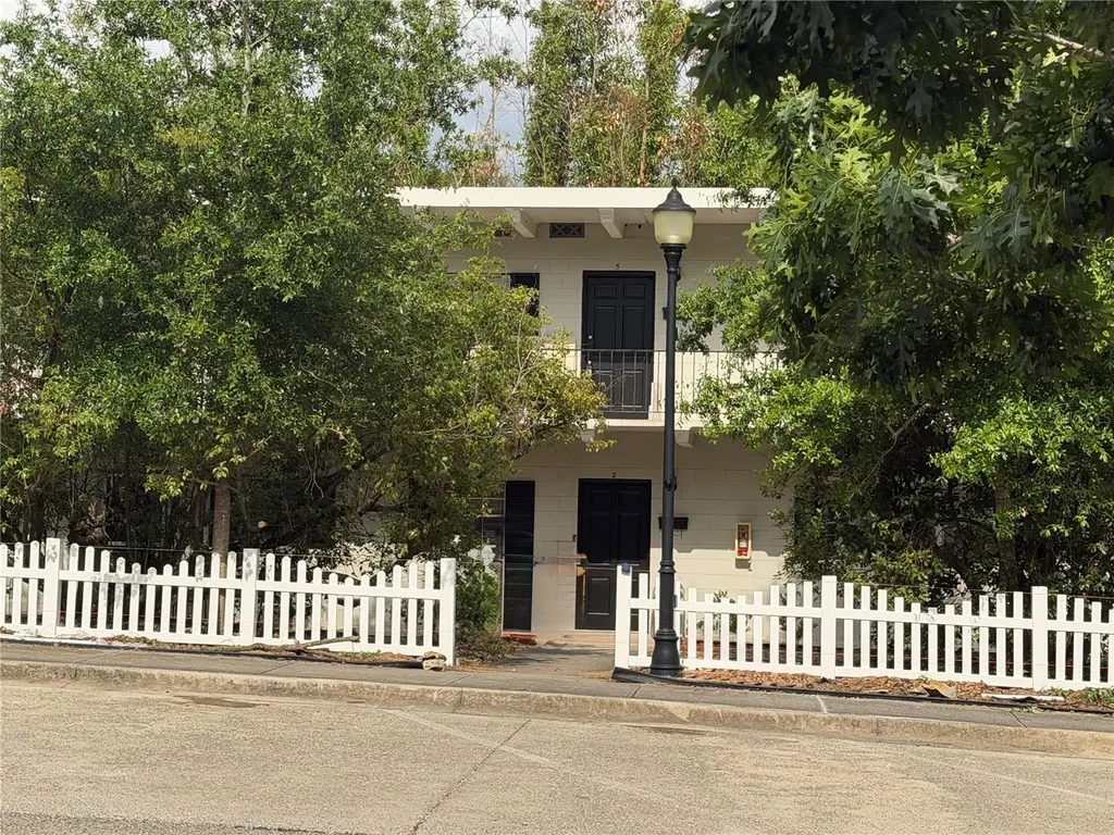 791 Lake Avenue Clermont FL 34711