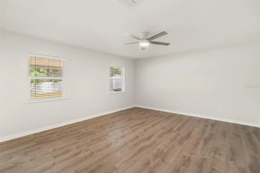 611 Del Pilar Drive Groveland FL 34736
