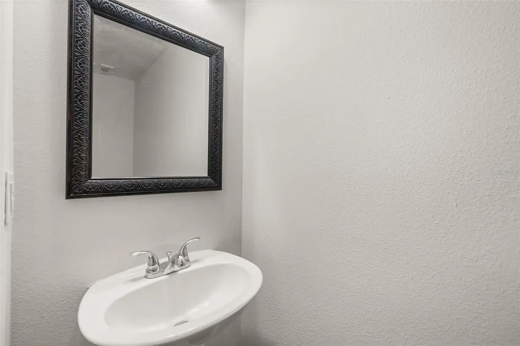 611 Del Pilar Drive Groveland FL 34736