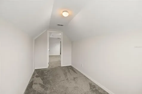 611 Del Pilar Drive Groveland FL 34736