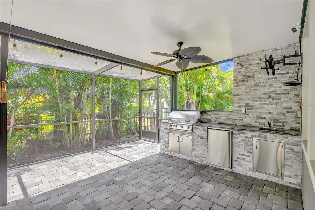 6518 Park Strand Drive Apollo Beach FL 33572