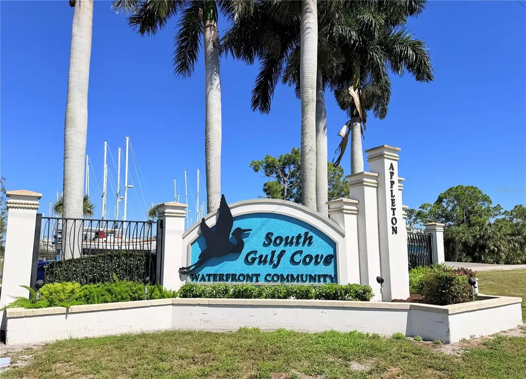 10385 Port Everglades Street Port Charlotte FL 33981