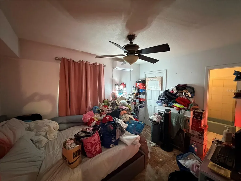 131 E 39th Street Hialeah FL 33013