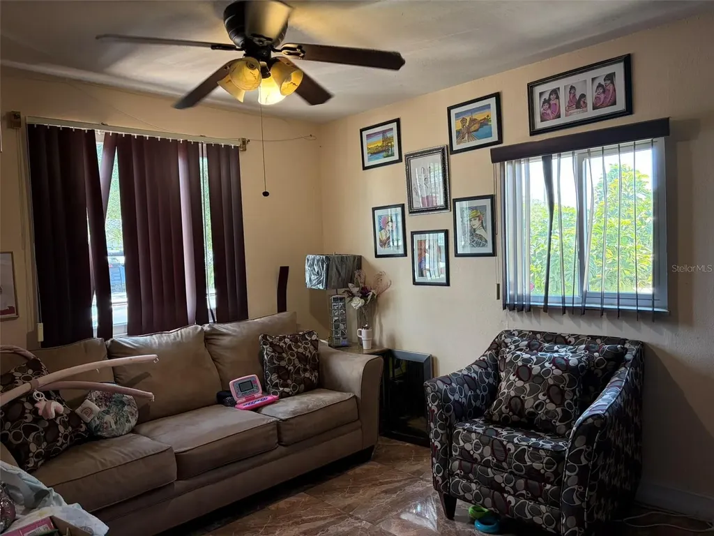 131 E 39th Street Hialeah FL 33013