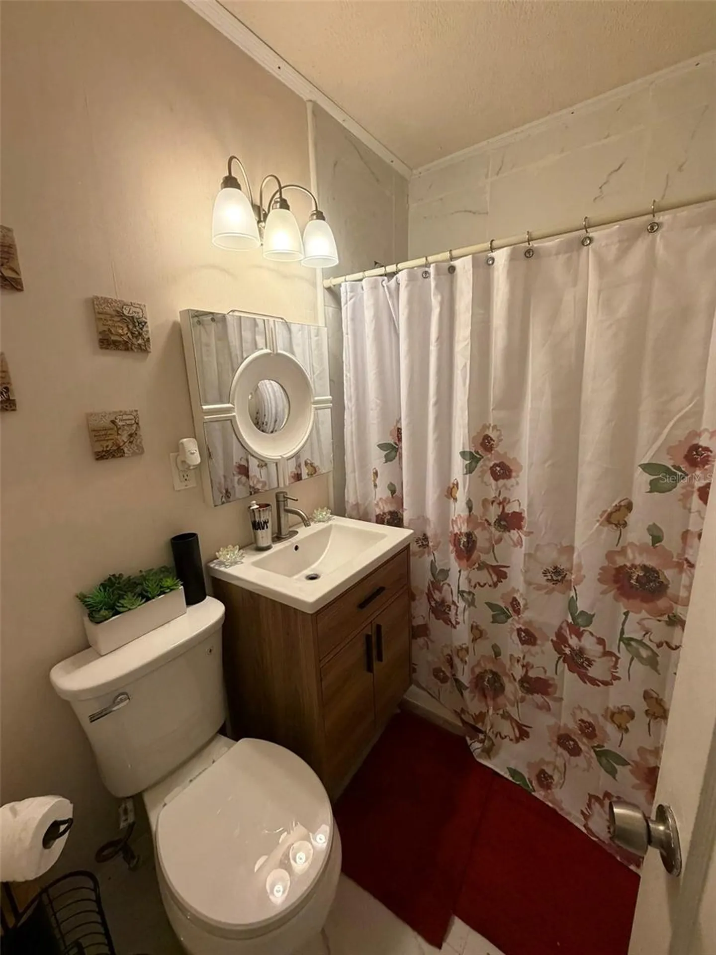 131 E 39th Street Hialeah FL 33013