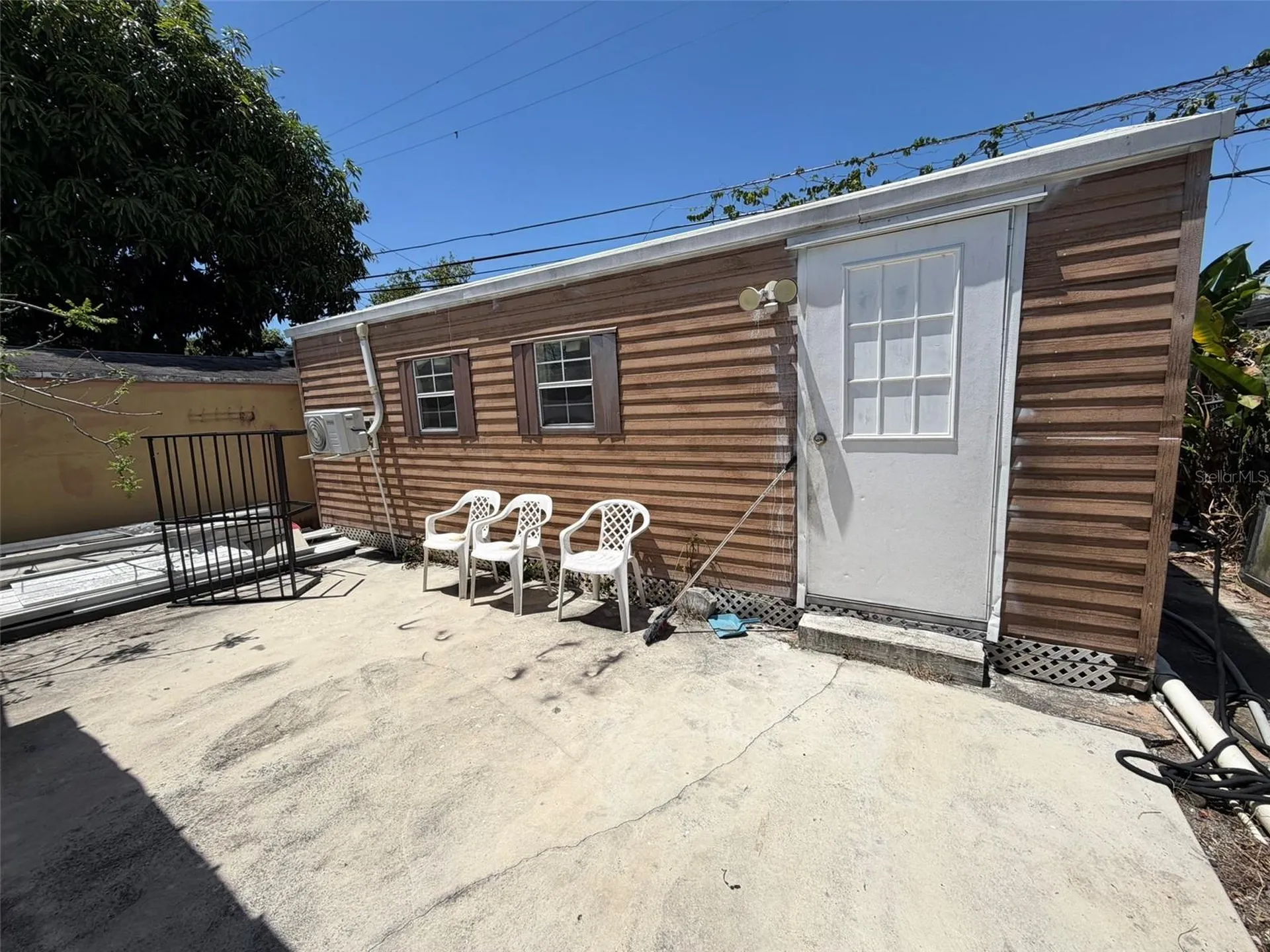 131 E 39th Street Hialeah FL 33013