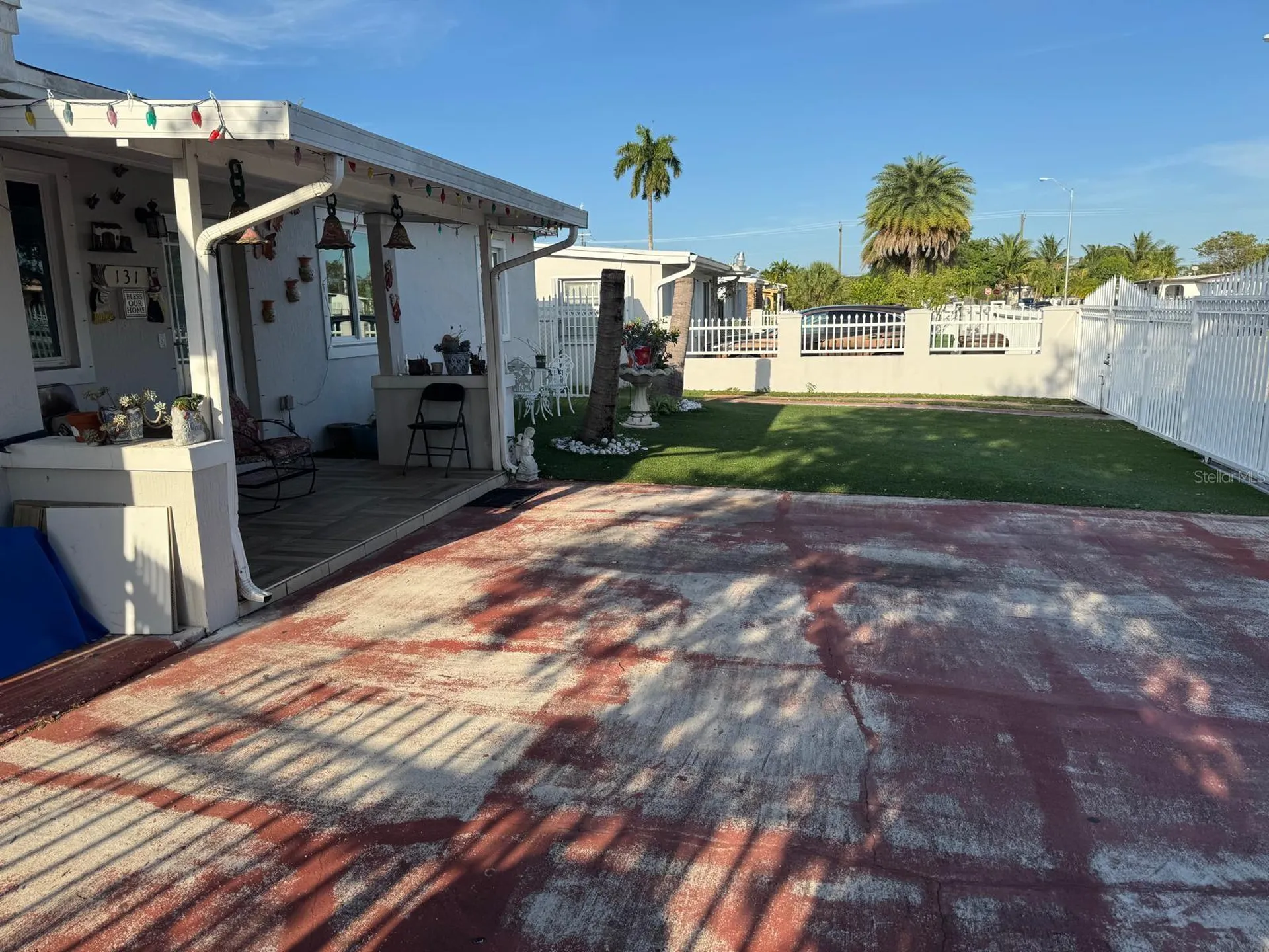 131 E 39th Street Hialeah FL 33013