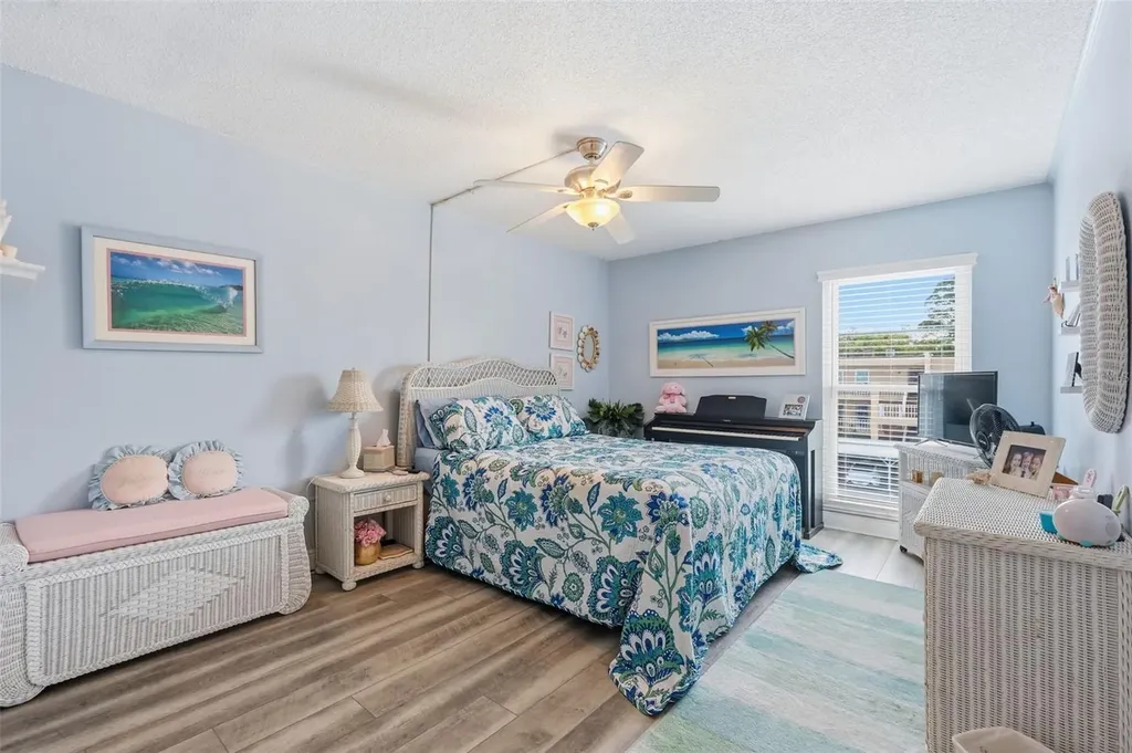 225 Country Club Drive Largo FL 33771