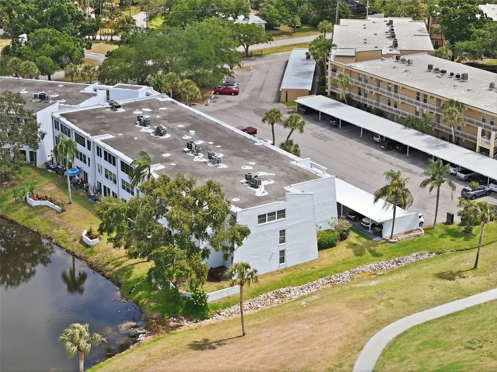 225 Country Club Drive Largo FL 33771