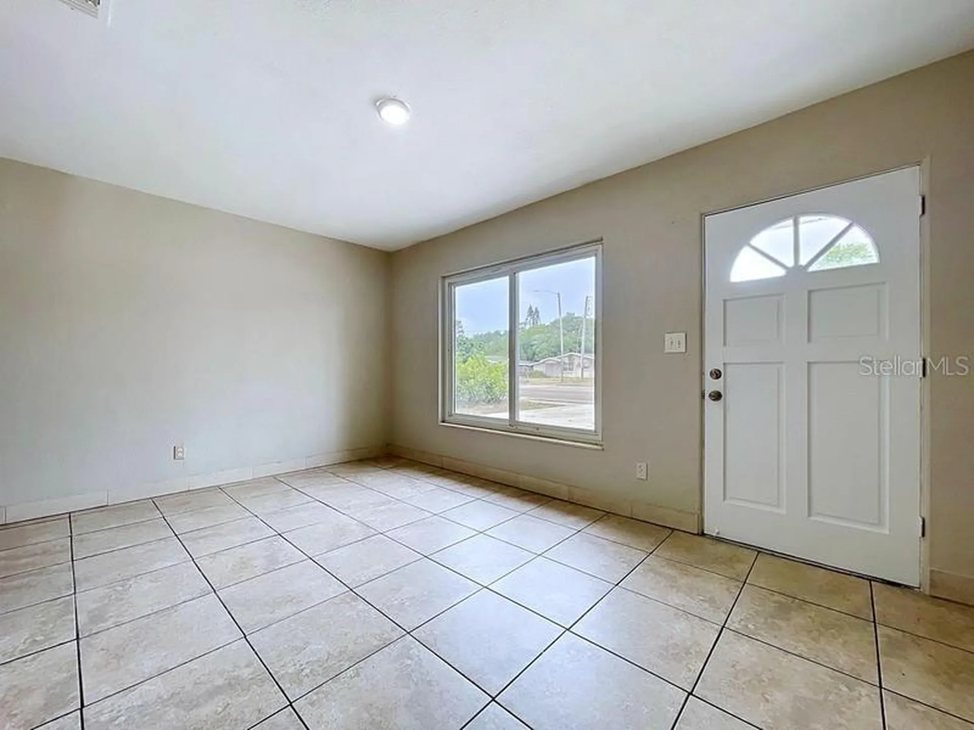 7018 54th Avenue N St Petersburg FL 33709