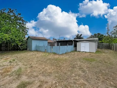 7018 54th Avenue N St Petersburg FL 33709