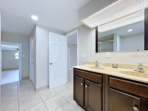 7018 54th Avenue N St Petersburg FL 33709