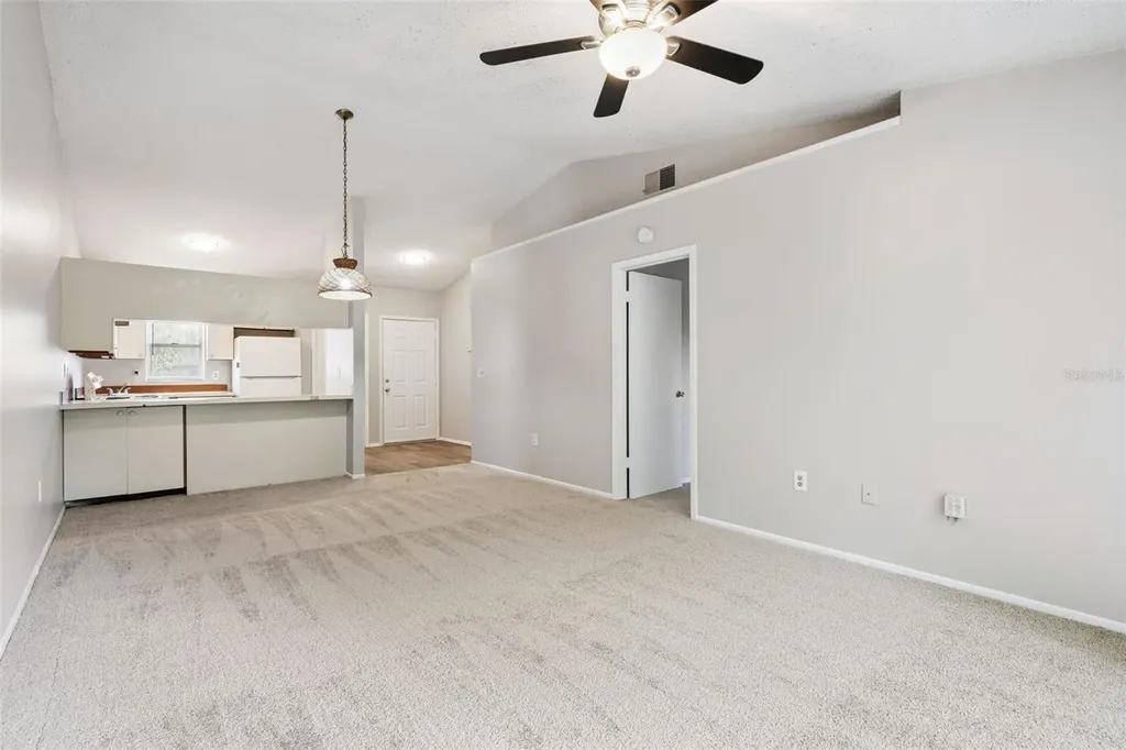 9946 River Crest Court Orlando FL 32825