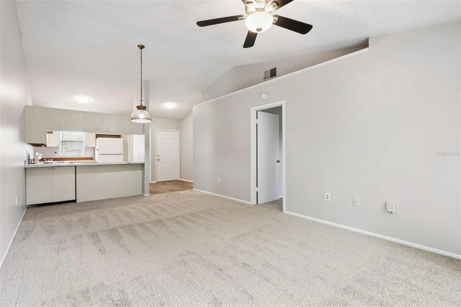9946 River Crest Court Orlando FL 32825