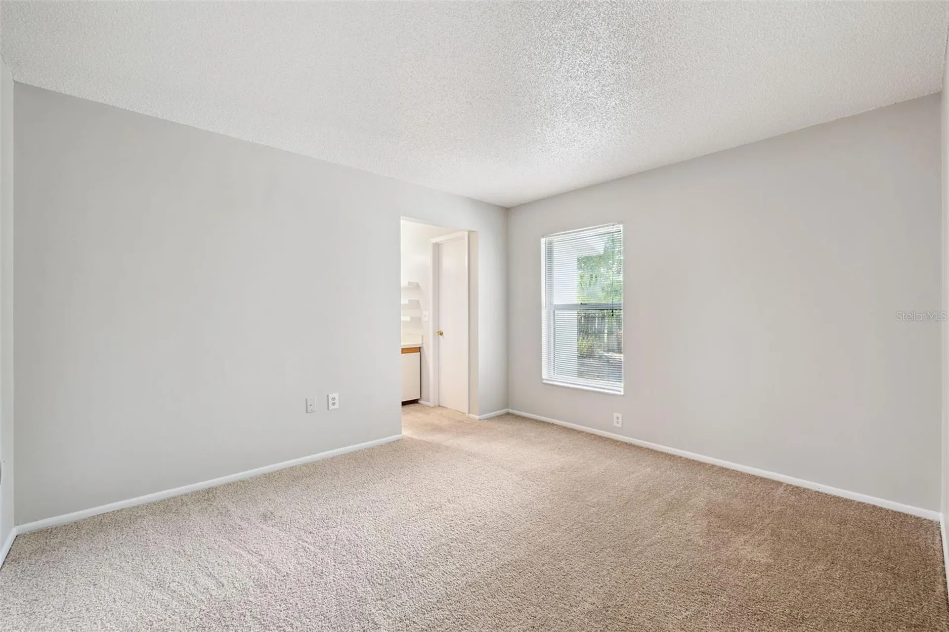 9946 River Crest Court Orlando FL 32825