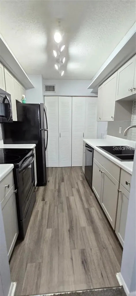 512 Orange Drive Altamonte Springs FL 32701
