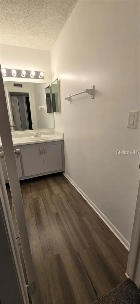 512 Orange Drive Altamonte Springs FL 32701