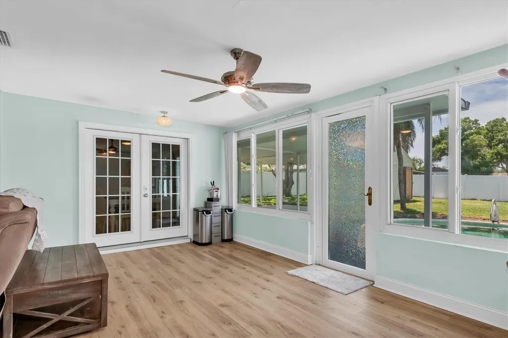 1380 Kennywood Drive Largo FL 33770