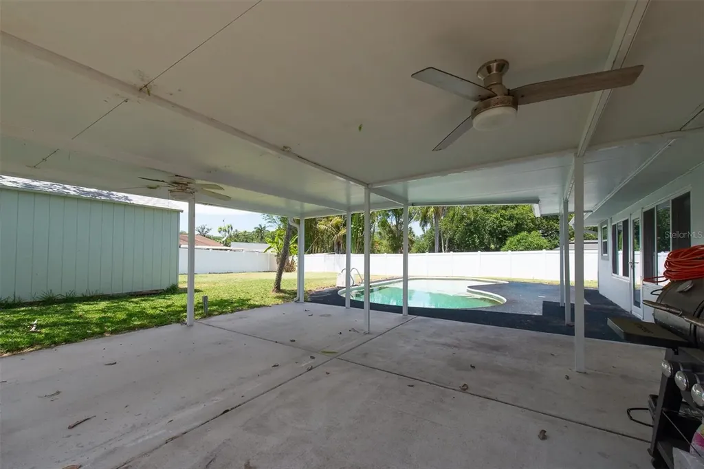 1380 Kennywood Drive Largo FL 33770