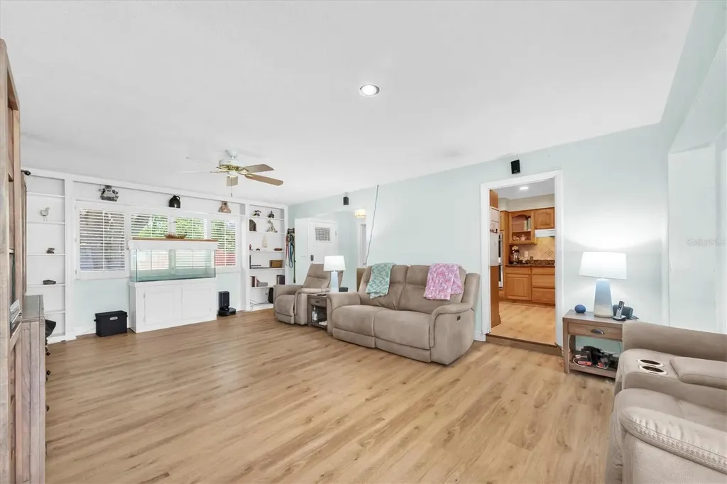 1380 Kennywood Drive Largo FL 33770