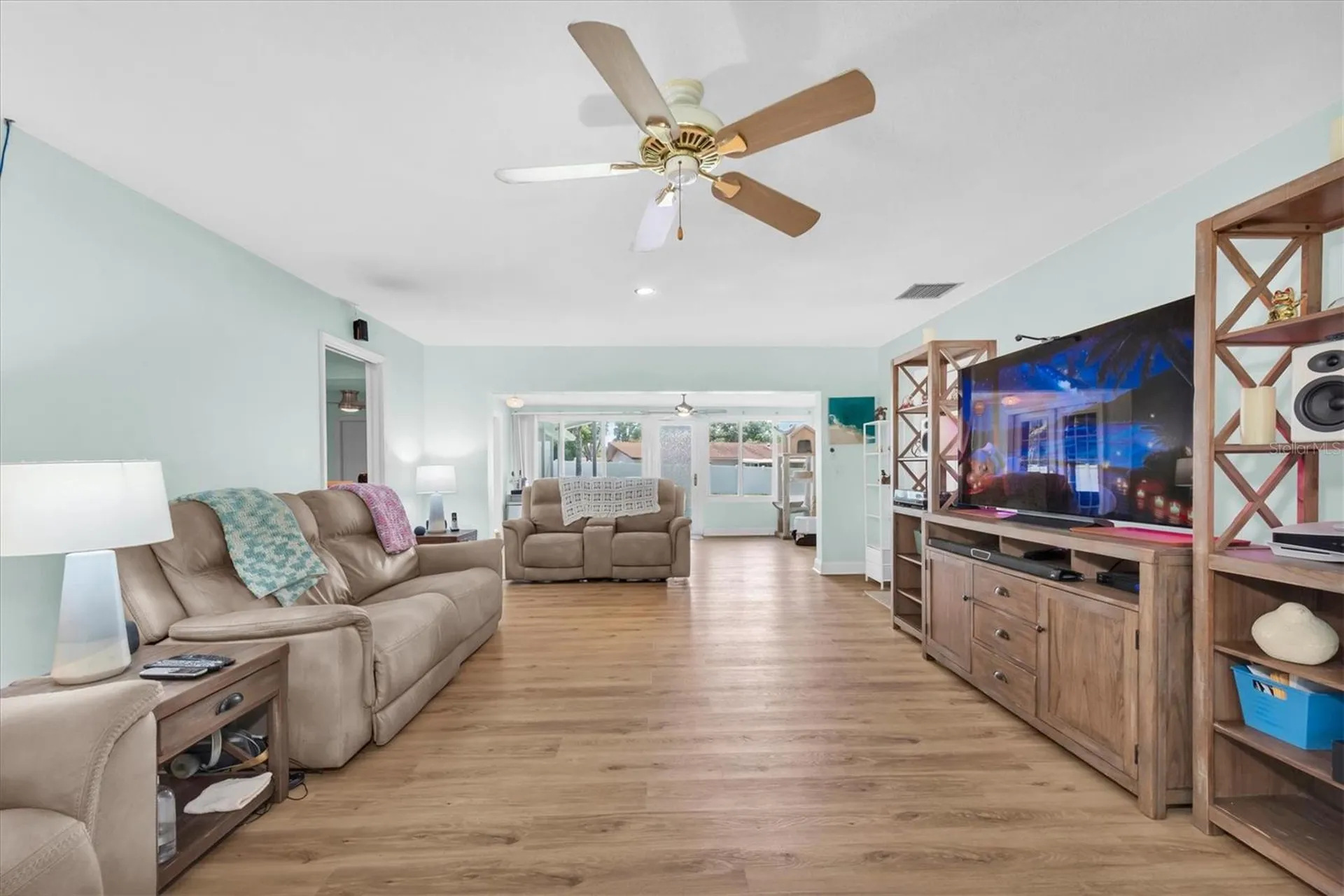 1380 Kennywood Drive Largo FL 33770