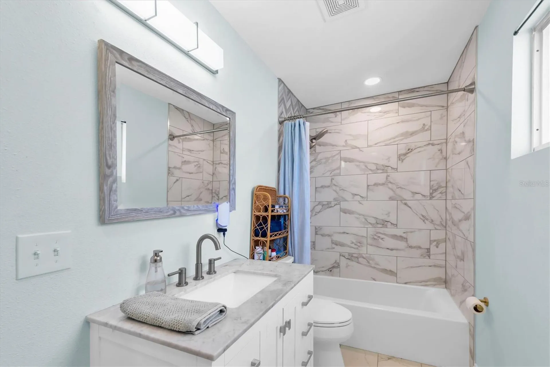 1380 Kennywood Drive Largo FL 33770