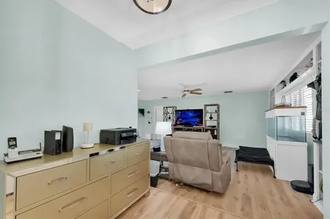 1380 Kennywood Drive Largo FL 33770