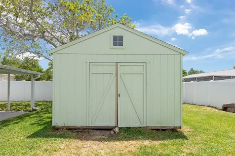 1380 Kennywood Drive Largo FL 33770