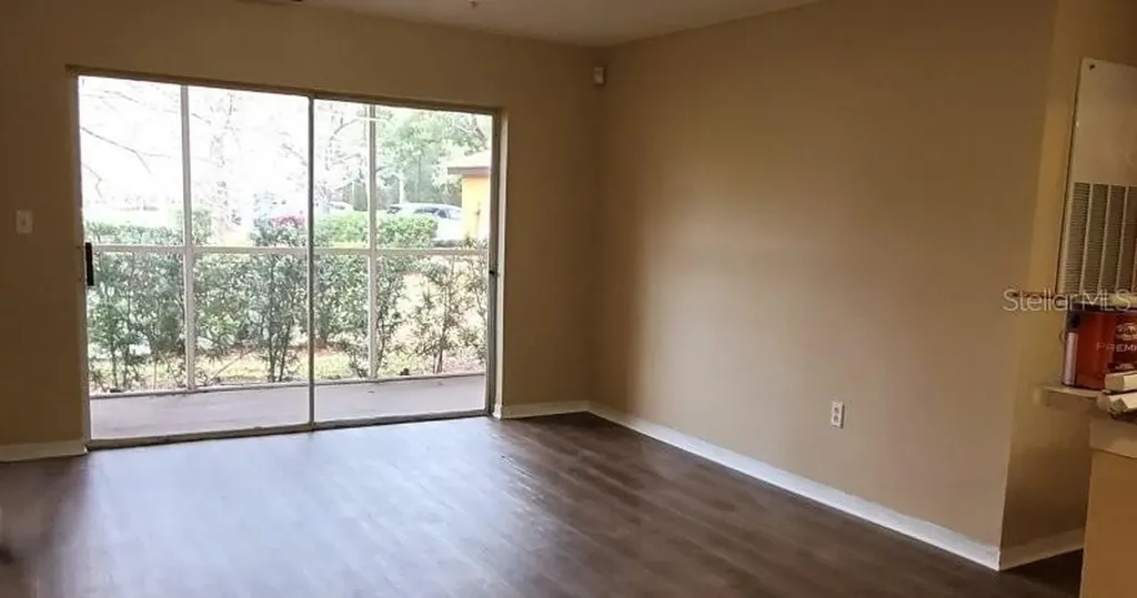 5463 Vineland Road Orlando FL 32811